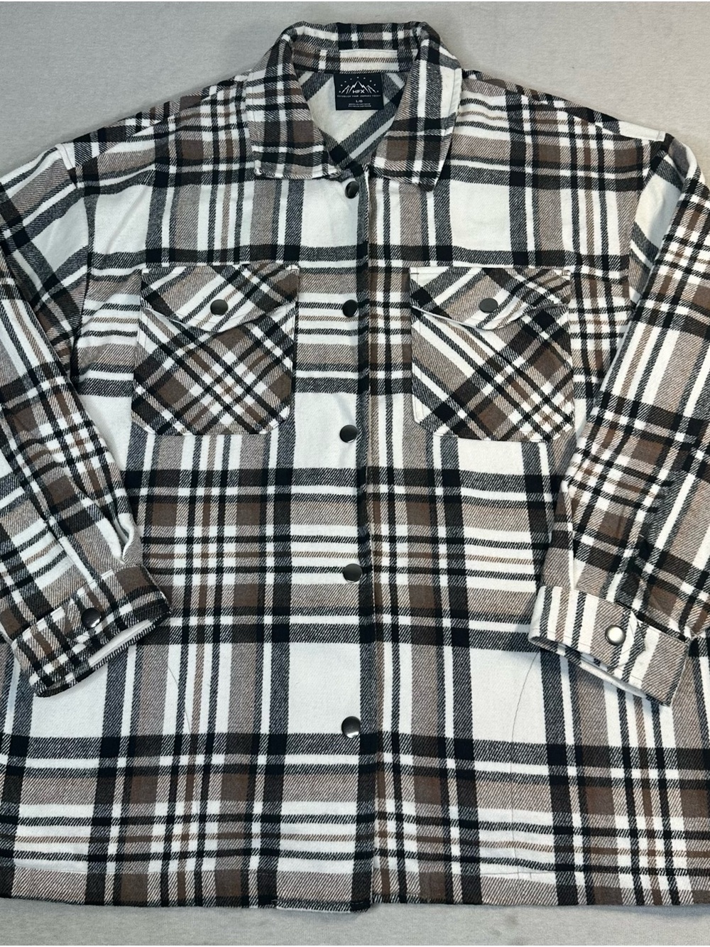 HFX Brown Black & White Plaid Button-Front Cropped Flannel Jacket